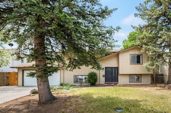 931 Nome St, Aurora, CO 80012