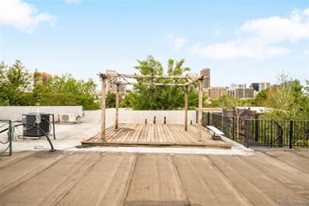 2527 Tremont Pl, Denver, CO 80205