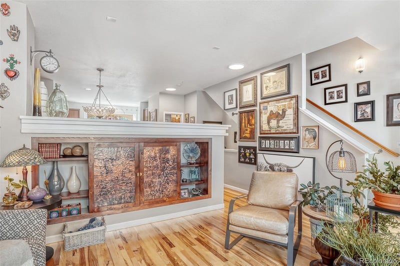 457 Reed Ct, Lakewood, CO 80226
