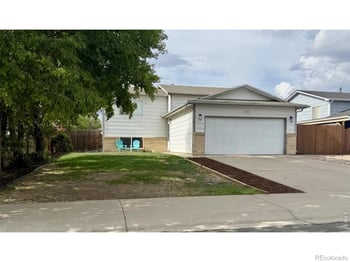 233 19th St Rd, Greeley, CO 80631