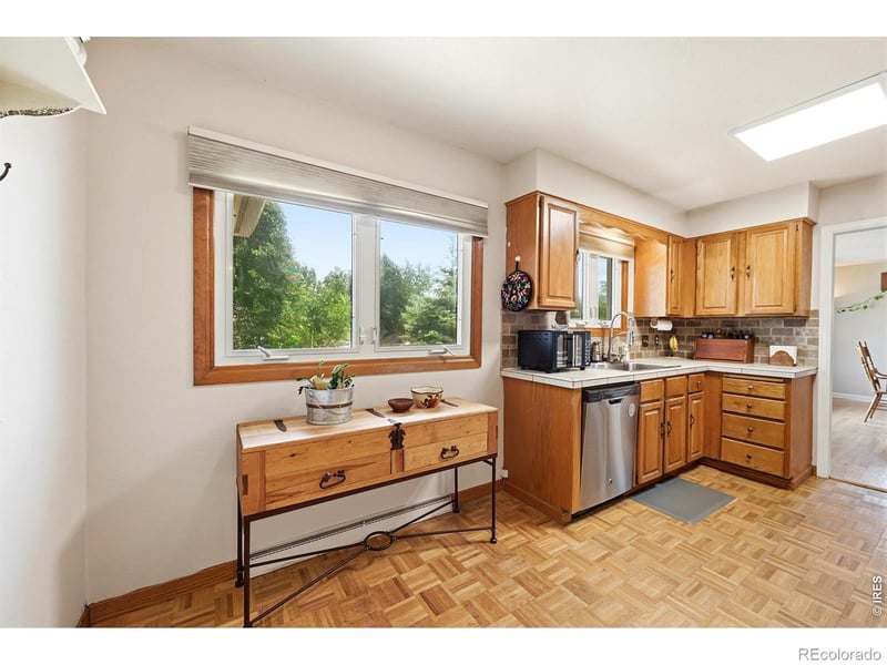 2523 12th Ave Ct, Greeley, CO 80631