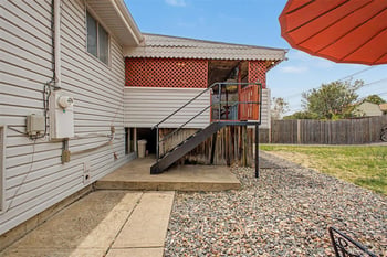 933 Newcombe St, Lakewood, CO 80215