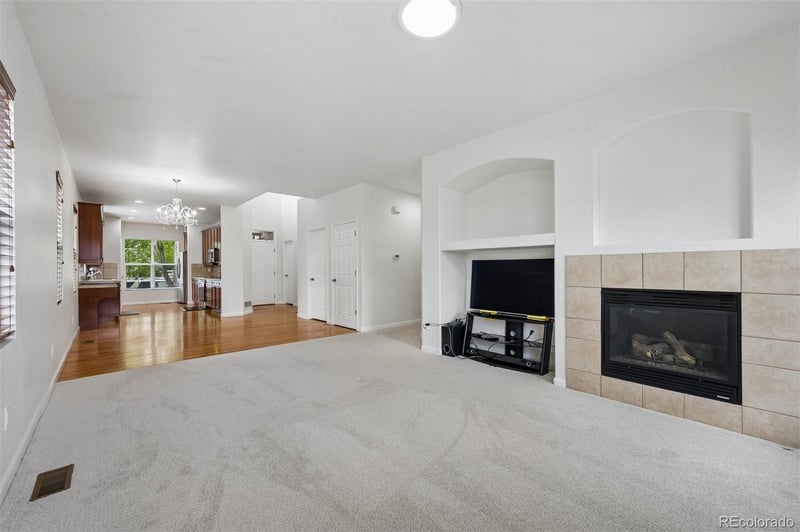 1329 Coolidge Cir, Aurora, CO 80018
