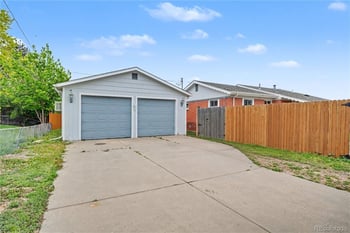 10890 Carrol Ln, Northglenn, CO 80233