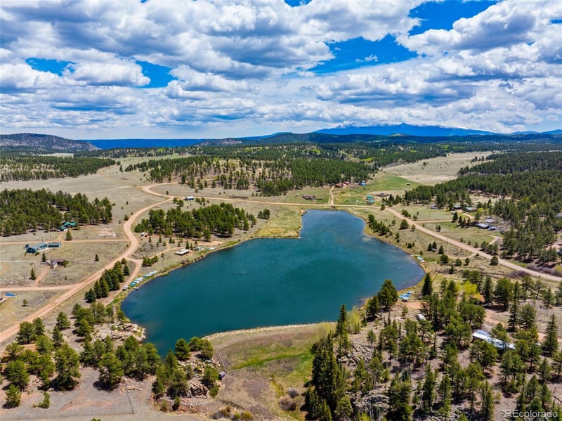 121 Bridle Ln, Florissant, CO 80816