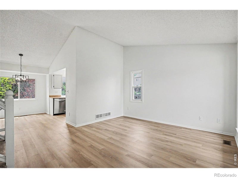 10516 Robb Dr, Broomfield, CO 80021