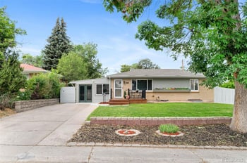 995 Ironton St, Aurora, CO 80010