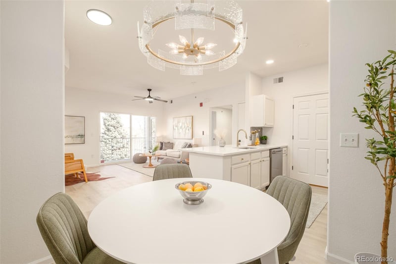 15700 Jamison Dr #2-204, Englewood, CO 80112