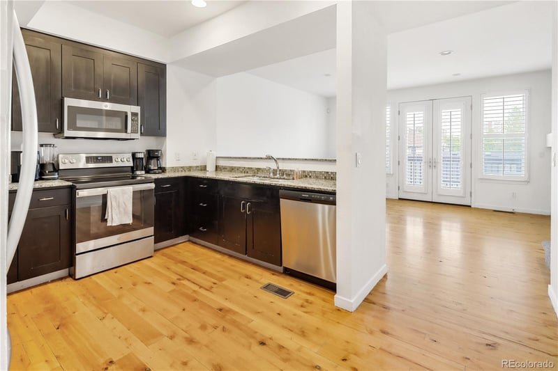 17 Harrison St, Denver, CO 80209