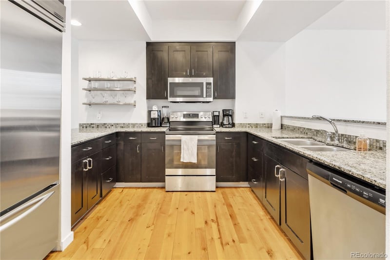 17 Harrison St, Denver, CO 80209