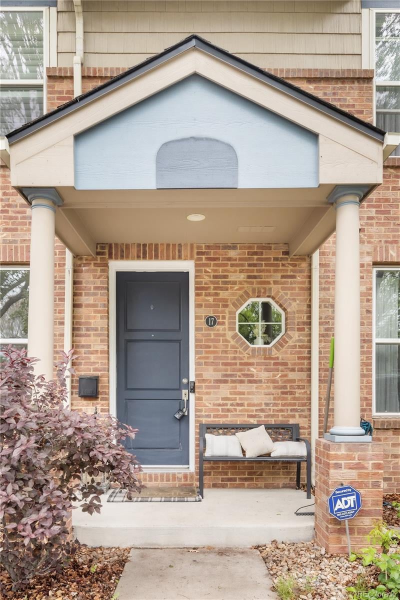 17 Harrison St, Denver, CO 80209