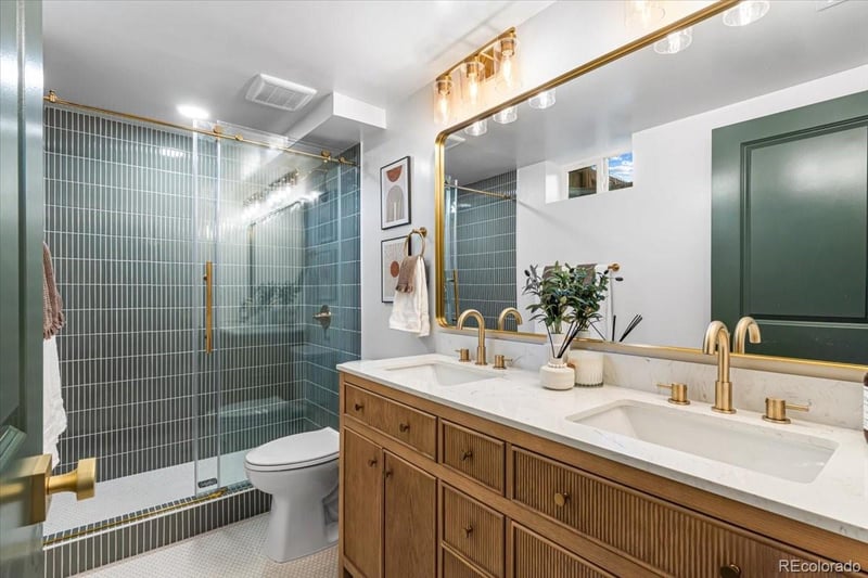3385 Kearney St, Denver, CO 80207