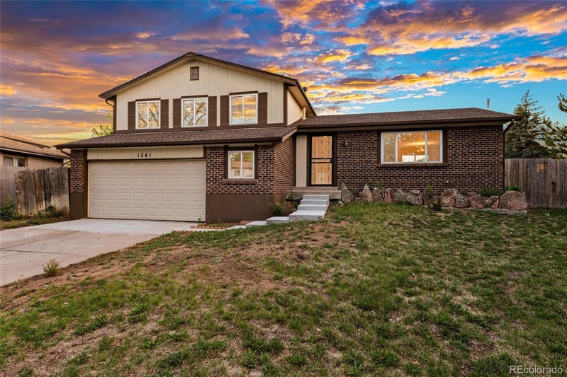 1541 Fairplay Way, Aurora, CO 80012