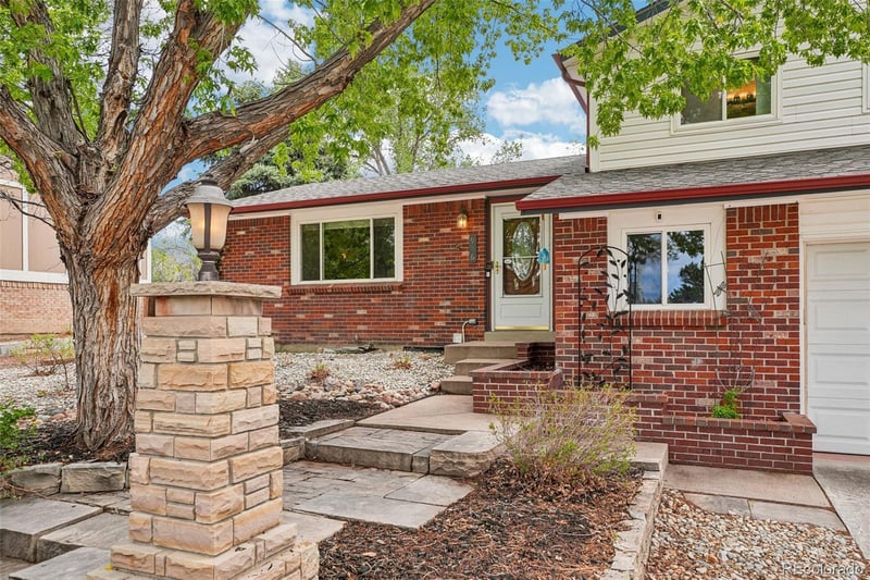 956 Mountain View Dr, Castle Rock, CO 80104