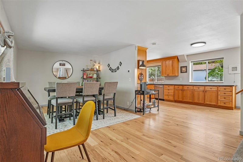 956 Mountain View Dr, Castle Rock, CO 80104