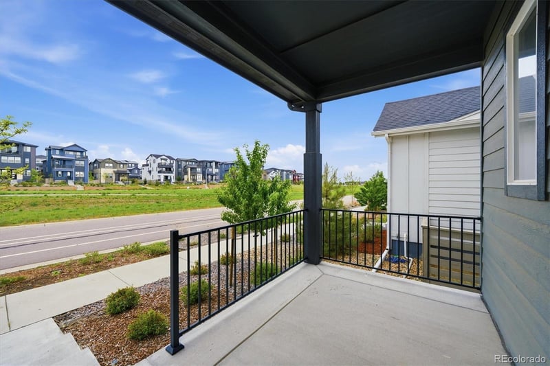 8726 Middle Fork St, Littleton, CO 80125