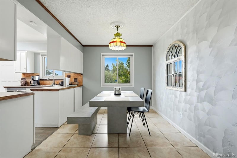 1581 Fairplay Way, Aurora, CO 80012