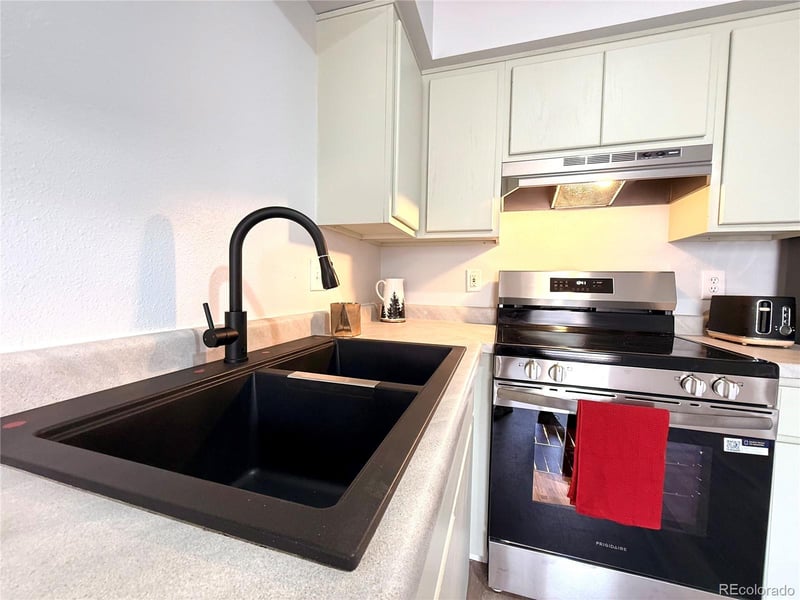531 Angus #11, Pueblo West, CO 81007