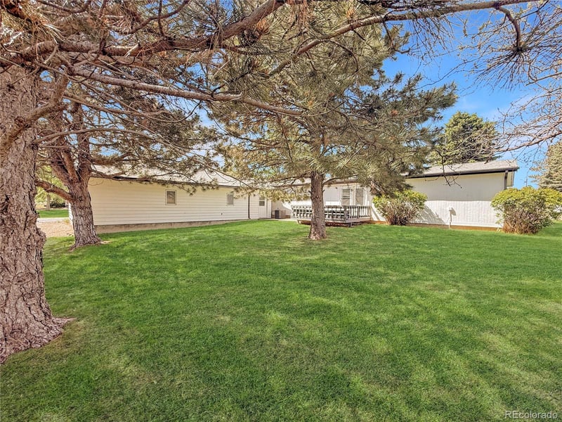 205 8th St, Flagler, CO 80815