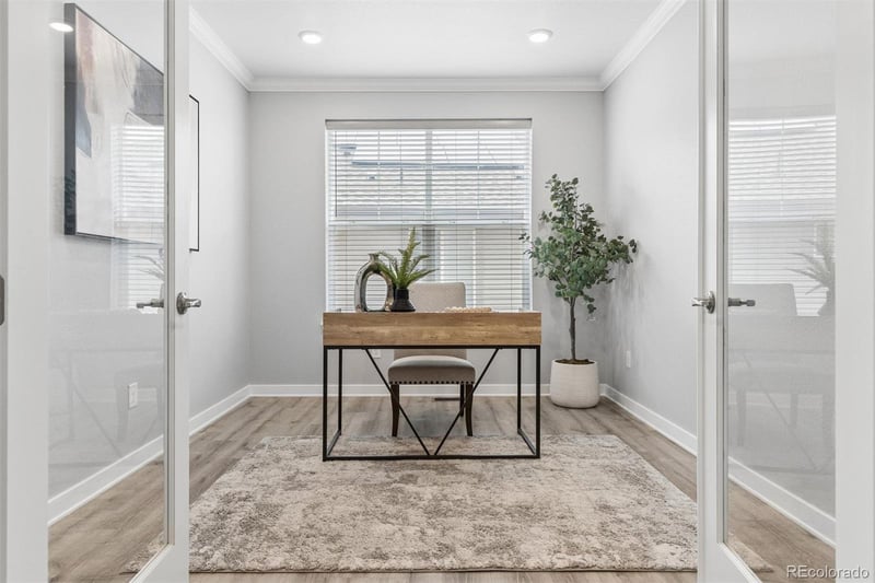 8801 Ukraine Ct, Aurora, CO 80016