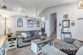 19078 Hampden Dr, Aurora, CO 80013