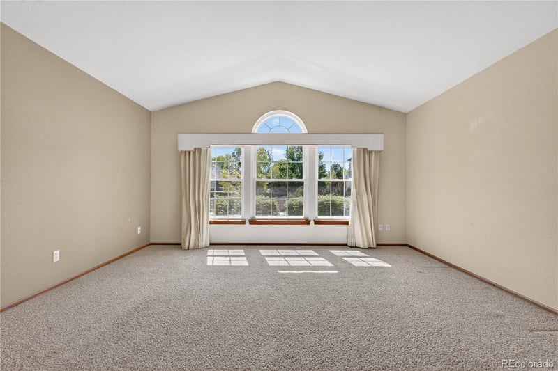 9823 Pebble Beach Ln, Lone Tree, CO 80124
