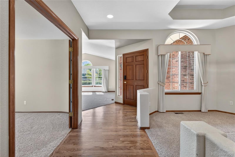 9823 Pebble Beach Ln, Lone Tree, CO 80124