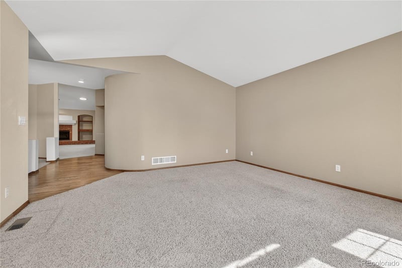 9823 Pebble Beach Ln, Lone Tree, CO 80124