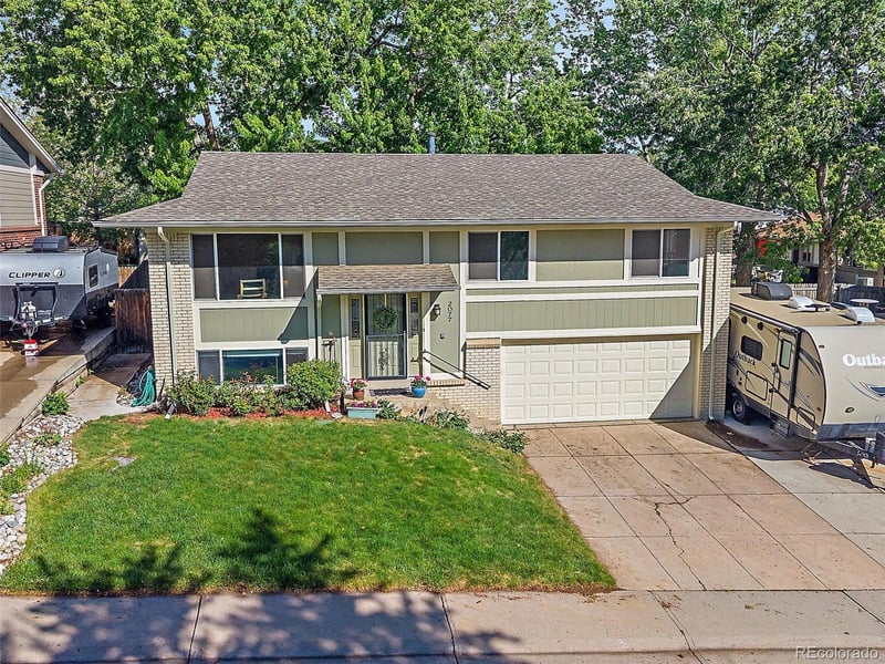 2077 Xenon St, Lakewood, CO 80228