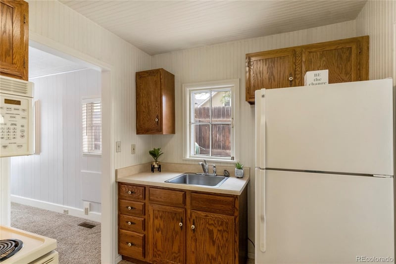 1711 Cascade Ave, Colorado Springs, CO 80905