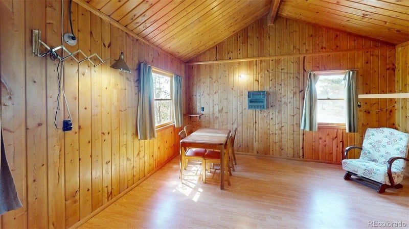 716 Doe St, Hartsel, CO 80449