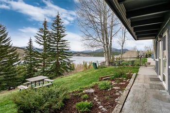 370 E La Bonte St #E, Dillon, CO 80435