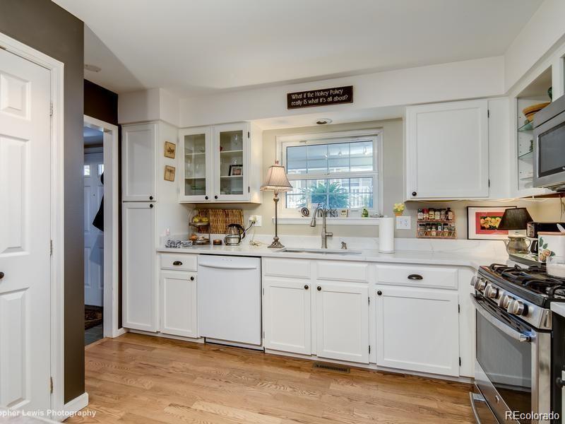 6950 E Briarwood Dr, Centennial, CO 80112