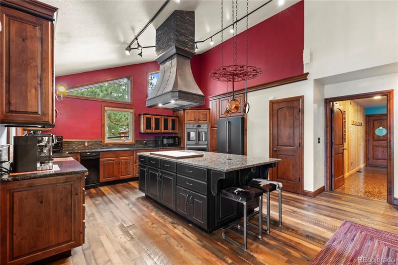 10247 Pine Valley Dr, Franktown, CO 80116
