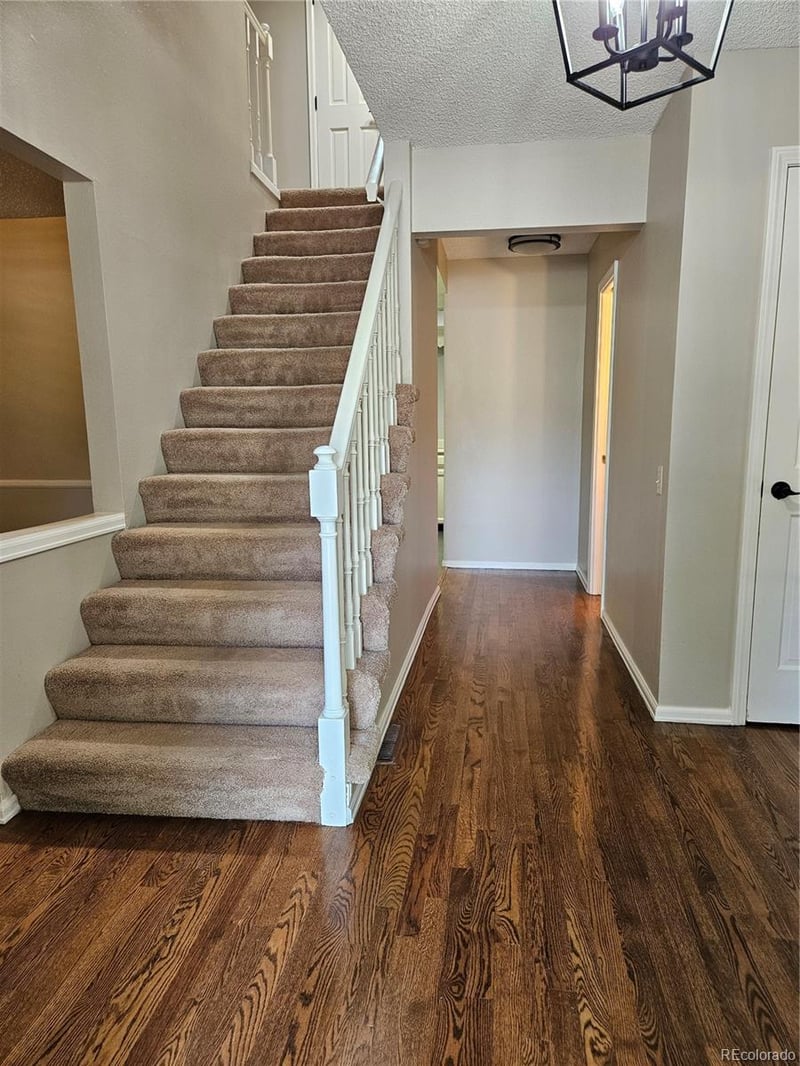 8401 E Long Ave, Centennial, CO 80112