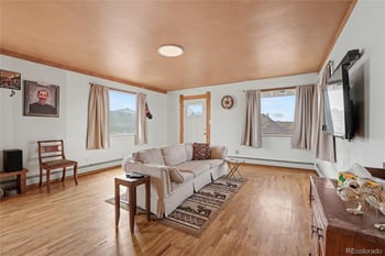 600 6th St, Leadville, CO 80461