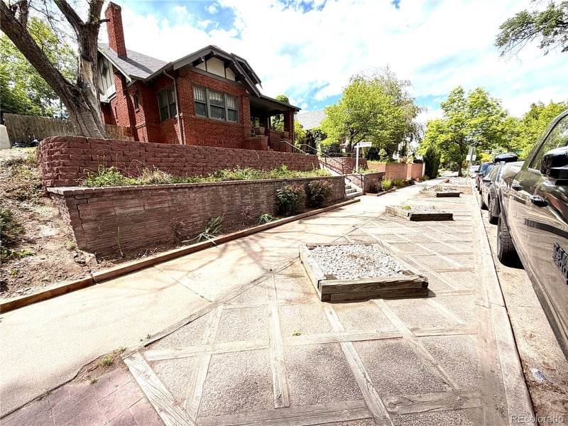 543 Downing St, Denver, CO 80209