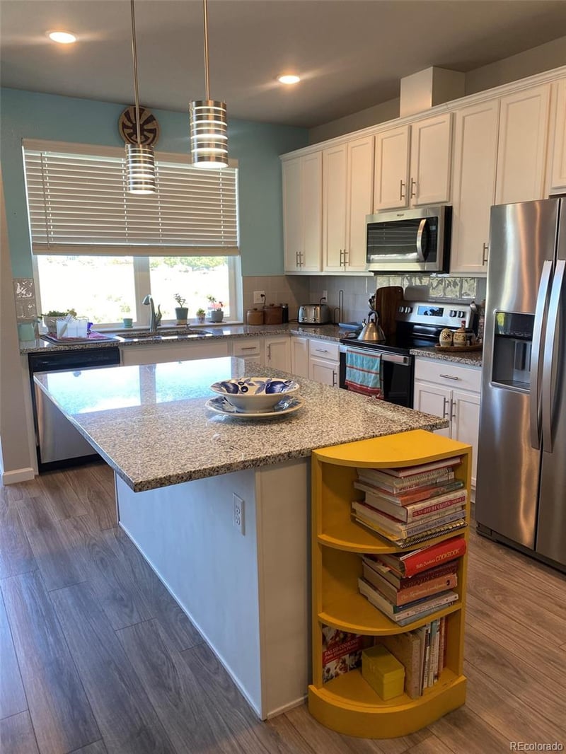 2766 Center Park Way, Berthoud, CO 80513