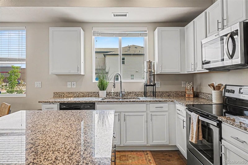 4761 Memphis St, Denver, CO 80239