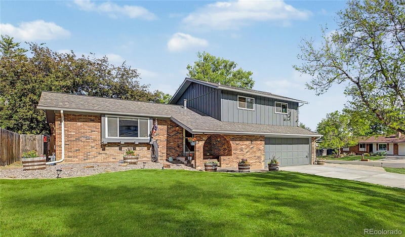 1686 Holland Ct, Lakewood, CO 80232