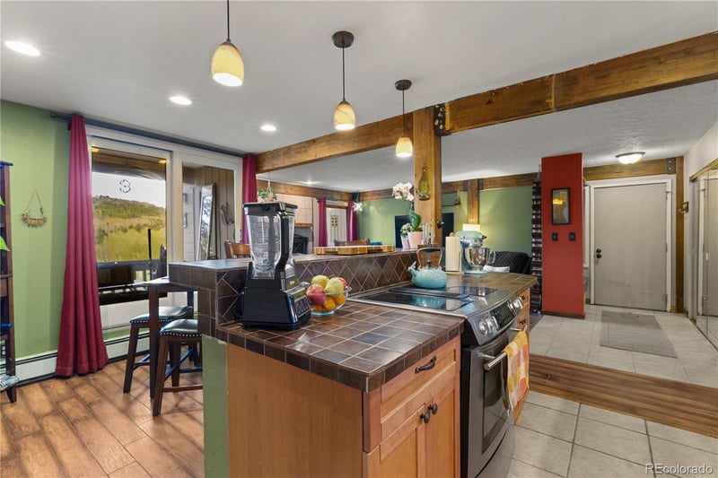 304 Ryan Gulch Ct #B102, Silverthorne, CO 80498