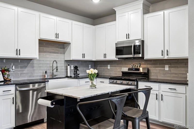 9962 Victoria Pl #301, Littleton, CO 80127
