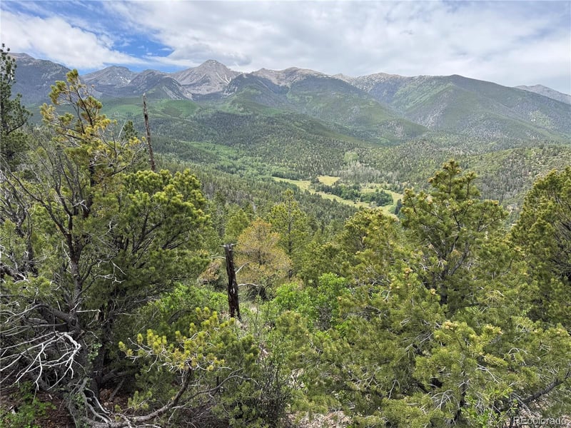 Knotty Pine Rd, Howard, CO 81233