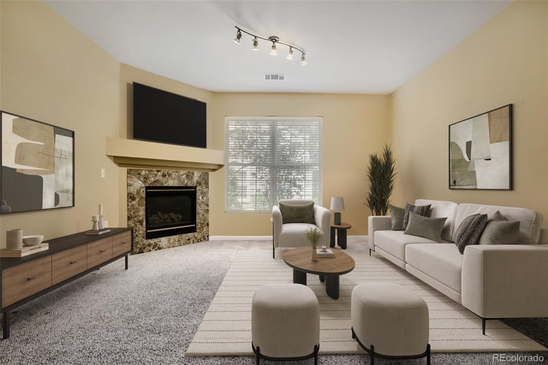 4045 Crystal Cir #102, Aurora, CO 80014