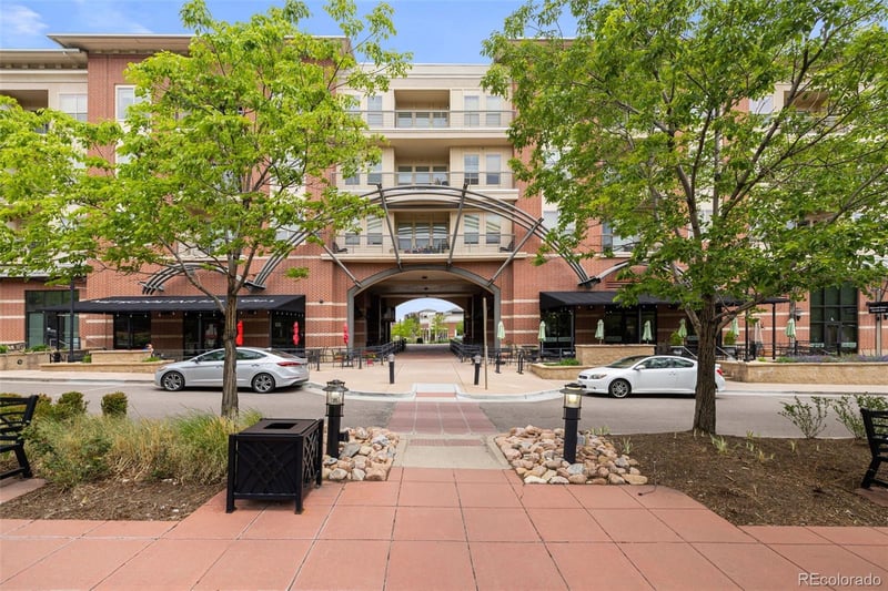 10111 Inverness Main St #405, Englewood, CO 80112