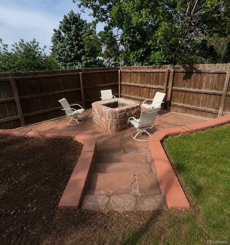 6759 Louisiana Pl, Lakewood, CO 80232
