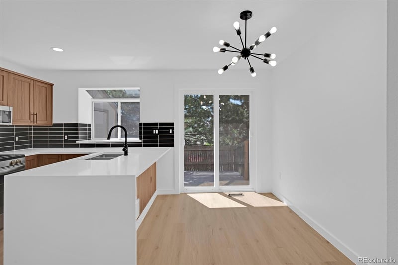9672 Chatfield Ave #B, Littleton, CO 80128