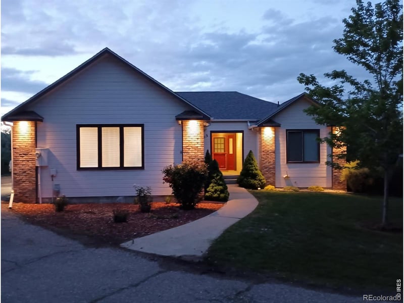 1013 41st St, Loveland, CO 80538
