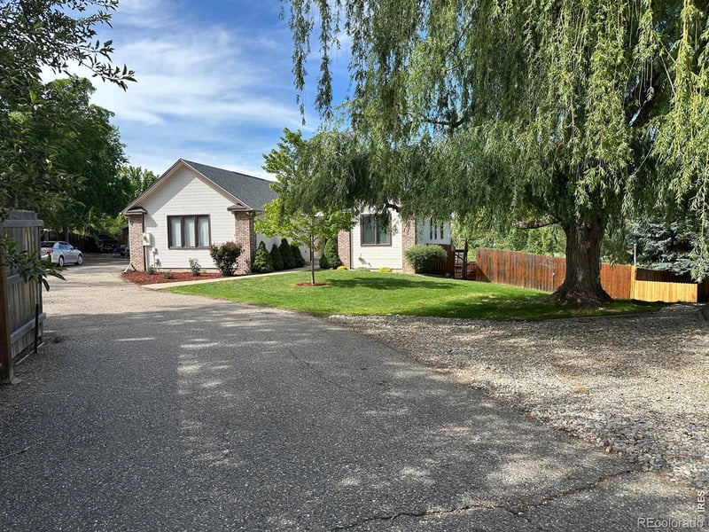1013 41st St, Loveland, CO 80538