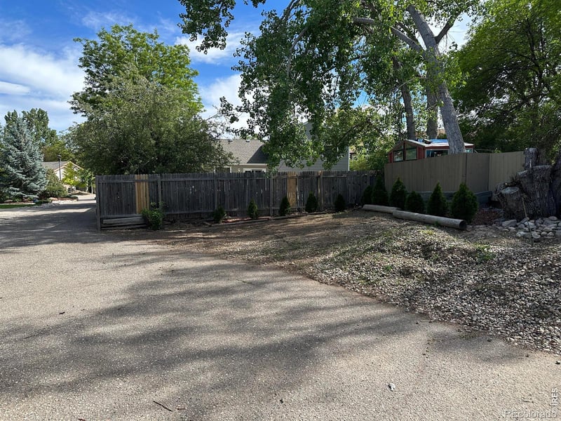 1013 41st St, Loveland, CO 80538